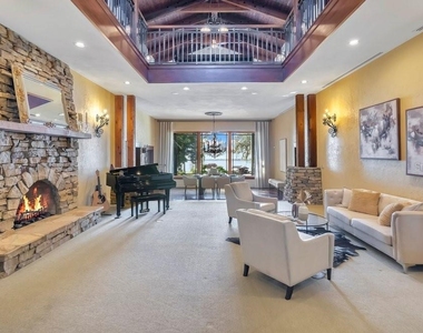 10577 Down Lakeview Circle - Photo Thumbnail 12