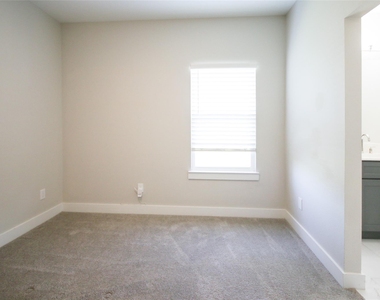 5113 Hershe Street - Photo Thumbnail 15
