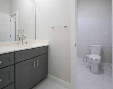 5113 Hershe Street - Photo Thumbnail 20