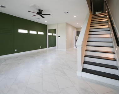 5113 Hershe Street - Photo Thumbnail 13