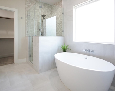 5113 Hershe Street - Photo Thumbnail 39