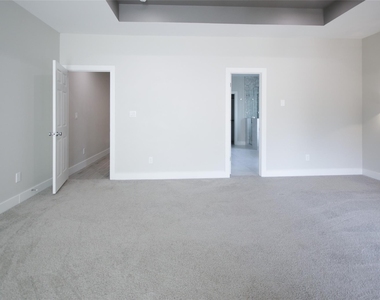 5113 Hershe Street - Photo Thumbnail 32