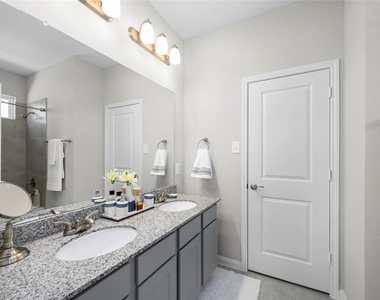 15842 Loch Laggan Drive - Photo Thumbnail 7
