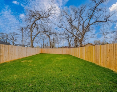 918 Saint Clair Street - Photo Thumbnail 31