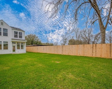 918 Saint Clair Street - Photo Thumbnail 33