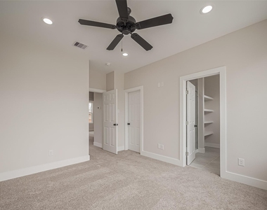 918 Saint Clair Street - Photo Thumbnail 25