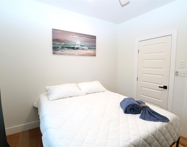 5506 Avenue Q 1/2 - Photo Thumbnail 15
