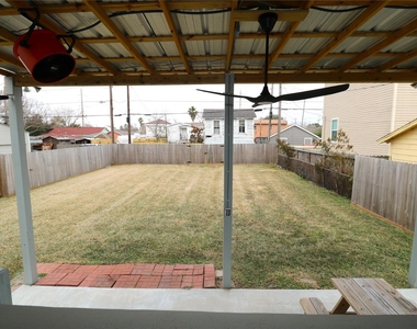 5506 Avenue Q 1/2 - Photo Thumbnail 20