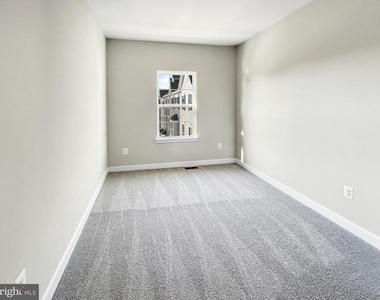 1785 Atlas Drive - Photo Thumbnail 15