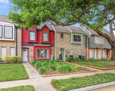 11002 Hammerly Boulevard - Photo Thumbnail 1