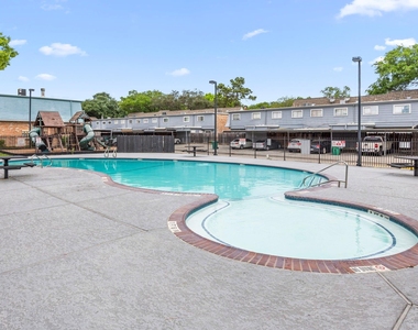 11002 Hammerly Boulevard - Photo Thumbnail 19