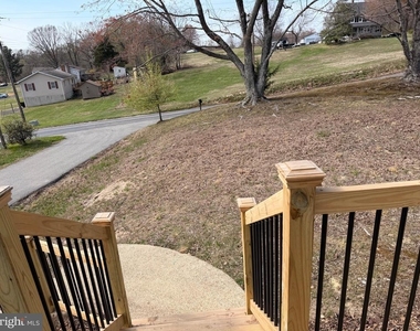 7285 Clyde Jones Road - Photo Thumbnail 3