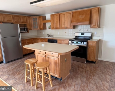 7285 Clyde Jones Road - Photo Thumbnail 8