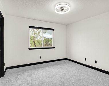 11915 Helene Court - Photo Thumbnail 18