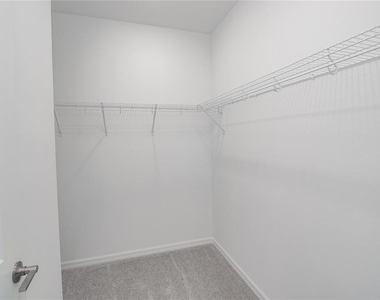 2068 Babbling Brook Boulevard - Photo Thumbnail 12