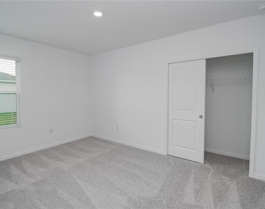 2068 Babbling Brook Boulevard - Photo Thumbnail 17