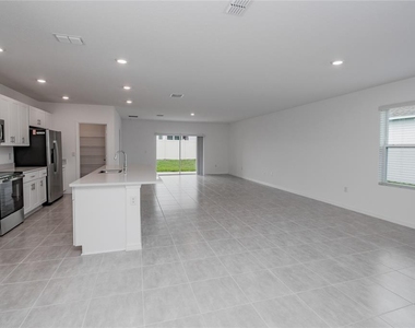2068 Babbling Brook Boulevard - Photo Thumbnail 2