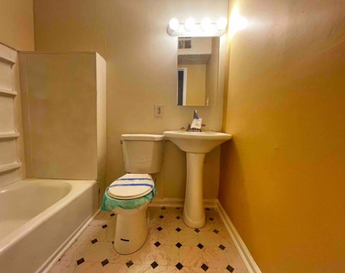 3212 28th Street Se - Photo Thumbnail 8