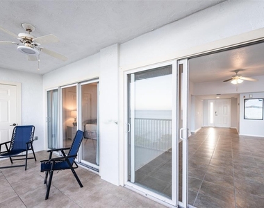 101 N Marion Court - Photo Thumbnail 10