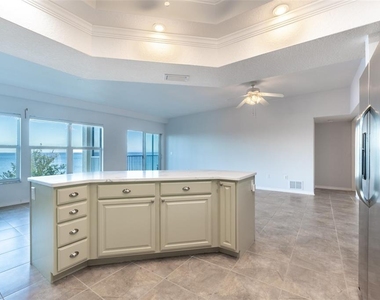 101 N Marion Court - Photo Thumbnail 21