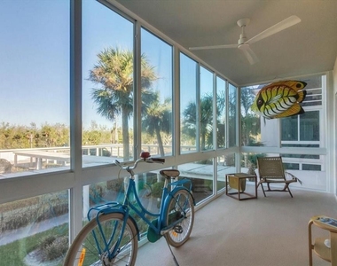 2100 Benjamin Franklin Drive - Photo Thumbnail 6