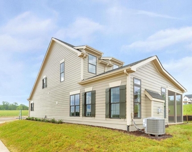 2132 Northside Dr - Photo Thumbnail 19