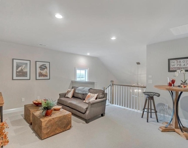 2132 Northside Dr - Photo Thumbnail 15
