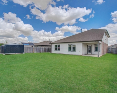 22 Desert Spring Lane - Photo Thumbnail 34