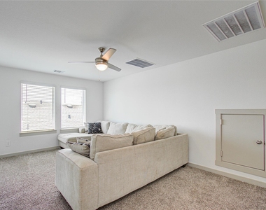 22 Desert Spring Lane - Photo Thumbnail 30