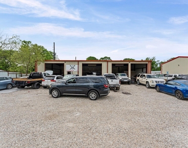 13509 Kaltenbrun Road - Photo Thumbnail 4