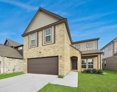 4239 Wyanngate Drive - Photo Thumbnail 2