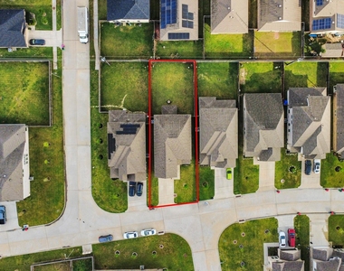 4239 Wyanngate Drive - Photo Thumbnail 33