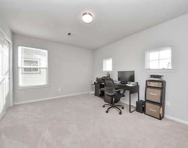 4239 Wyanngate Drive - Photo Thumbnail 22