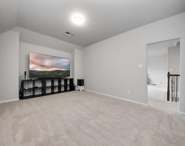 4239 Wyanngate Drive - Photo Thumbnail 24