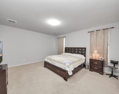 4239 Wyanngate Drive - Photo Thumbnail 17