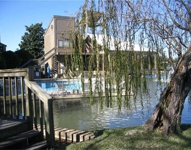 2023 Gentryside Drive - Photo Thumbnail 12