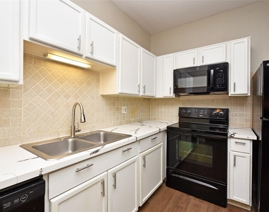 2023 Gentryside Drive - Photo Thumbnail 9