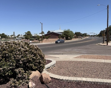 12000 Ivory Gate Way - Photo Thumbnail 1