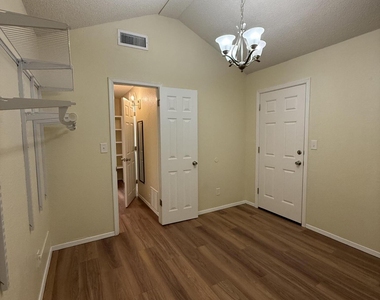 12000 Ivory Gate Way - Photo Thumbnail 35