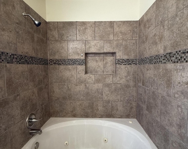 12000 Ivory Gate Way - Photo Thumbnail 31