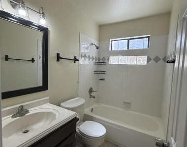 12000 Ivory Gate Way - Photo Thumbnail 19