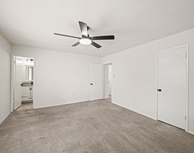 6711 Pickett Drive - Photo Thumbnail 21