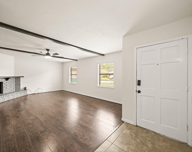 6711 Pickett Drive - Photo Thumbnail 2