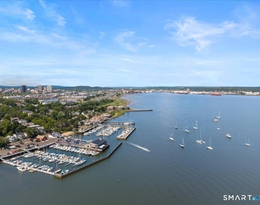 13 Harbour Close - Photo Thumbnail 33