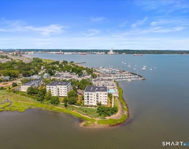 13 Harbour Close - Photo Thumbnail 31