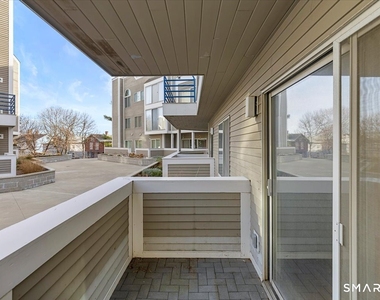 13 Harbour Close - Photo Thumbnail 9