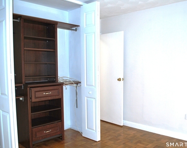 87 Glenbrook Road - Photo Thumbnail 11