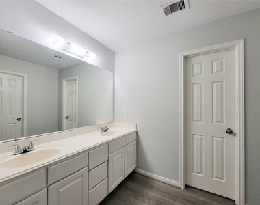 3602 Zephyr Glen Way - Photo Thumbnail 21