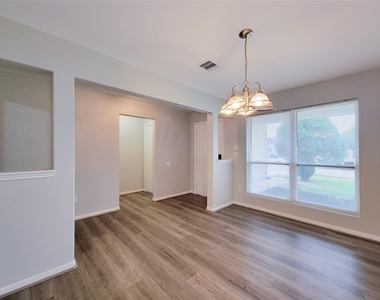 3602 Zephyr Glen Way - Photo Thumbnail 4