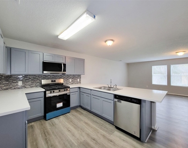3602 Zephyr Glen Way - Photo Thumbnail 6